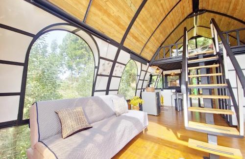 Guarne Casa | Lakeside Glamping with View Fire Pit Hammock
