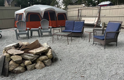 Coventry Alquiler De RV | Lakeside Haven at the Pines / Tent
