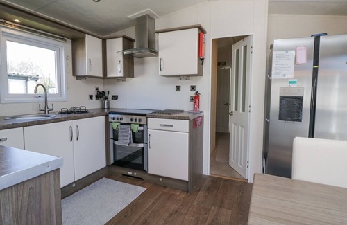 Warton Cabaña | Lakeside Haven