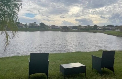 Lakeside Estates Casa | Lakeside Haven with Pool & Game Room