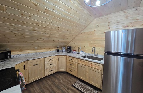 Nevis Cabina | Lakeside hideaway in the woods