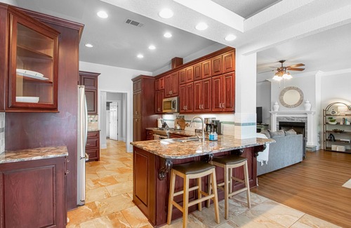 Mid America Casa | Lakeside Hideaway w/Game Room, Private Pool, Dock