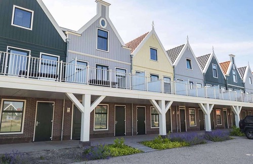 Uitdam Casa | Amplia casa con 5 baños en Markermeer