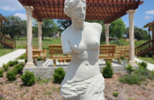Kerrville Casa | Lakeside Italian Villa On A Private Estate