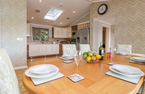 Bowness-on-Windermere Cabaña | Lakeside Lodge