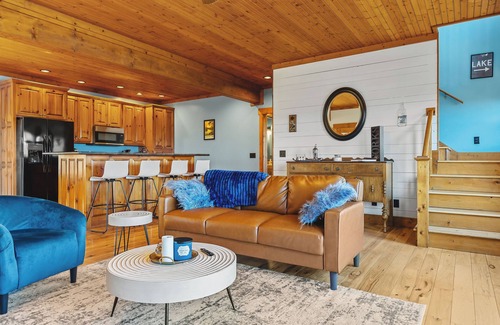 Smithville Casa | Lakeside Lookout on Center Hill Lake - 4 bedroom lakeside home