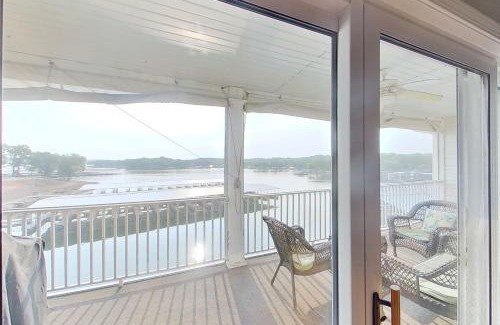 Sunrise Beach Apartamento | Lakeside Lookout