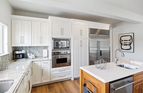 Osage Beach Casa | Lakeside Lux - Where EVERY Luxury Awaits