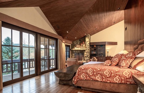 Lakeside Casa | Lakeside Luxury