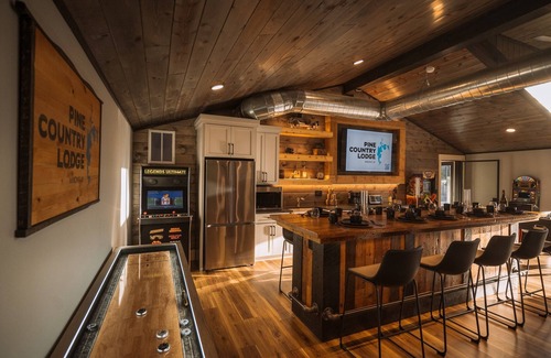 Minong Cabina | Lakeside Mansion 10000SF - Heated Pool - Two Hot Tubs - Theater- Sleeps up to 62