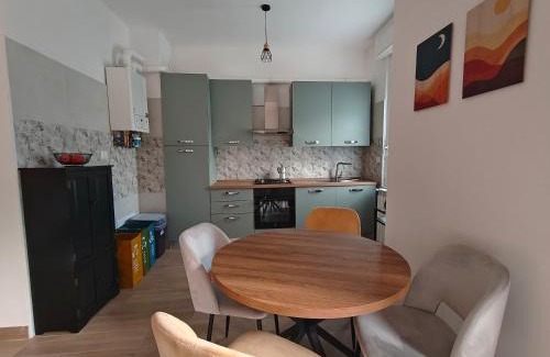 Cuasso Al Monte Casa | Lakeside Montivivi Holiday home