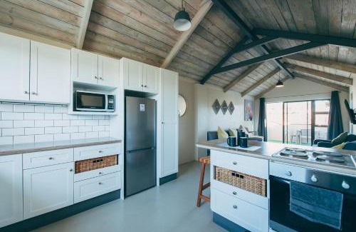 Muizenberg Apartamento | Lakeside Mountain Loft