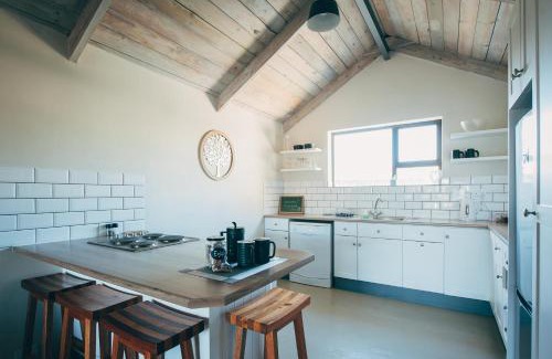 Muizenberg Apartamento | Lakeside Mountain Loft