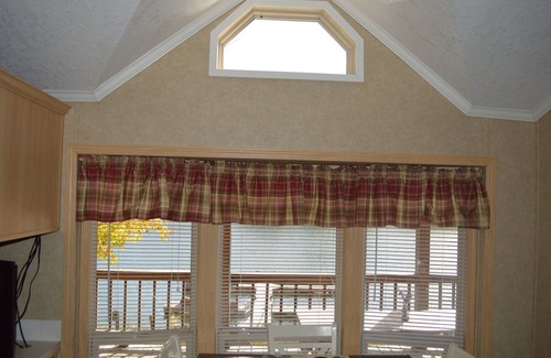 Butler Casa | Lakeside Paradise! Steps from the Water, NEW BOAT DOCK with your own Firepit.