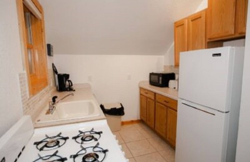 St Germain Cabina | Lakeside Pines 2 located on Pickerel Lake