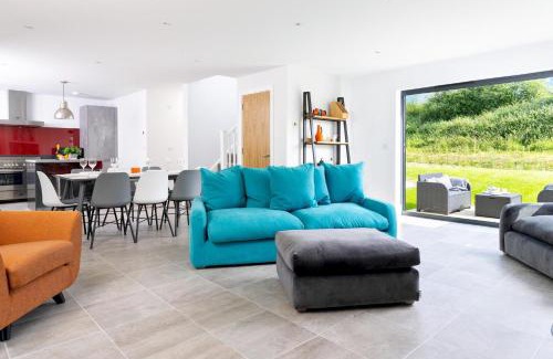 Holworth Casa | Lakeside property with spa on a nature reserve Bulrushes BV04