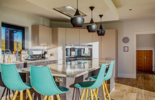 Holworth Casa | Lakeside property with spa access on a nature reserve Sandpiper BV13