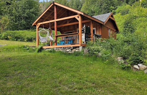 Kaslo Cabina | Lakeside Purcell Cabin at Paradise Hills