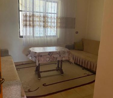 Udenisht Casa | Lakeside Rental