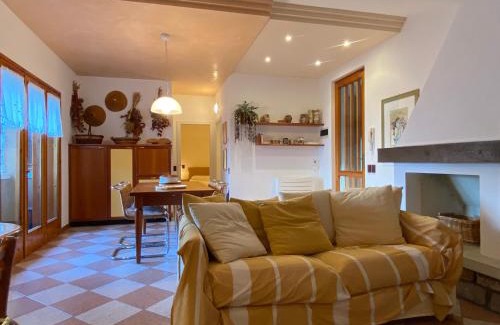Torri del Benaco Casa | Lakeside residence 'Al Crero'