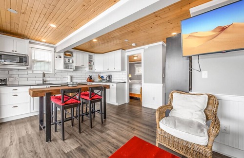 Central Okanagan Apartamento | Lakeside Serenity Retreat #10