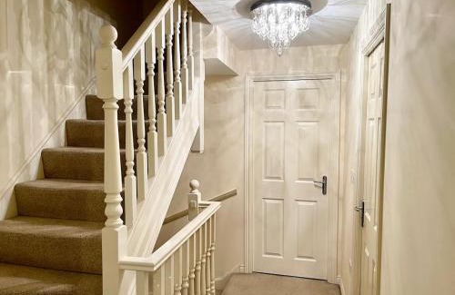 West Thurrock Apartamento | Lakeside Spacious 3 Bedroom House