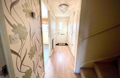 West Thurrock Apartamento | Lakeside Spacious 3 Bedroom House