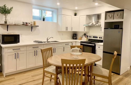Nelson Apartamento | Lakeside Suite - Two bed, Two bath Suite in Nelson