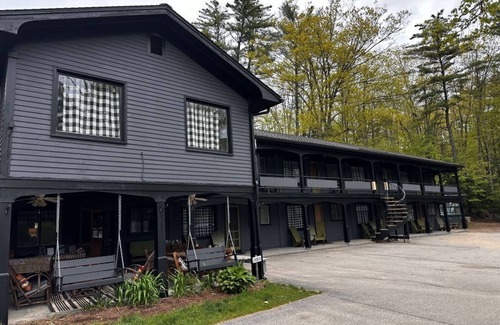 Ashland Casa | Lakeside Suite with full Kitchen
