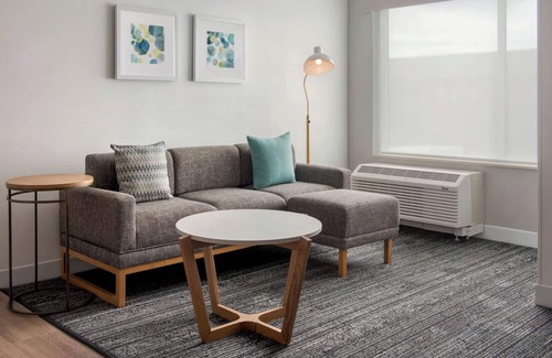 Parkrose Hotel | Clarion Hotel Portland Airport