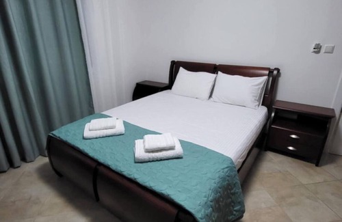 Udenisht Apartamento | Lakeside View Apartment