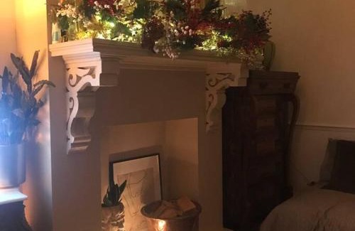 Sefton Park Apartamento | Lakeside View Arts and Craft Apartment