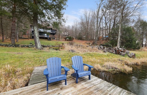Lake Ariel Chalet De Esquí | Lakeside Villa – Lakefront Luxury in The Hideout / 5BR, 3BA, Sleeps 13