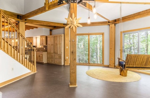 North Anson Casa | Lakeside Winter Wonderland/ Ski House by Sugarloaf