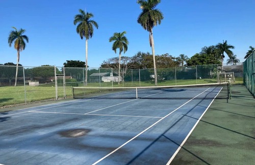 Greenacres Casa | LakeView 3/2 Single Family Home up to 6 people