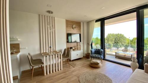 Alsóörs Apartamento | Lakeview Apartman