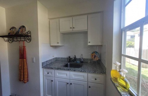Crescent Lake Apartamento | Lakeview Apt at Crescent Lake near downtown