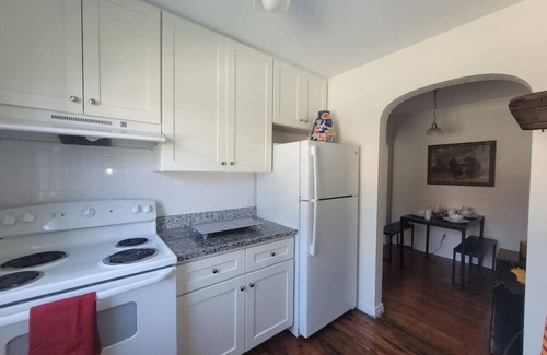 Crescent Lake Apartamento | 236F) Lakeview Apt at Crescent Lake!