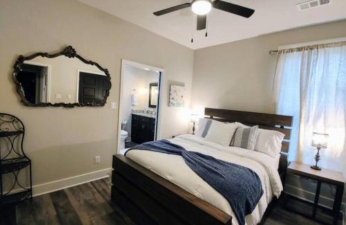 Mid America Casa | Lakeview B - 10 Minutes to Oaklawn Racing & Gaming