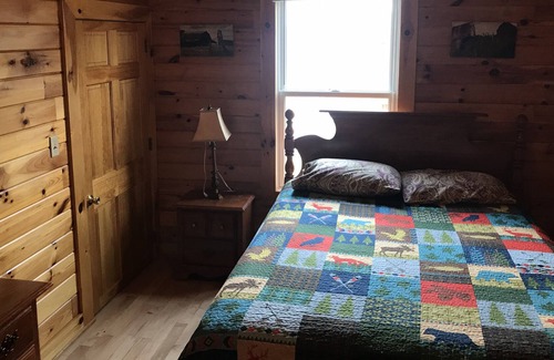Allons Cabina | Lakeview Cabin at Marina on Dale Hollow Lake near Standing Stone State Park