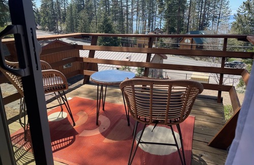 Lincoln Park Apartamento | Lakeview Cave Rock Guest Suite - 2nd floor attached guest unit