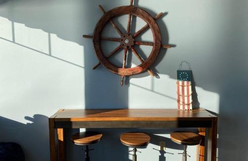 Naples Apartamento | Lakeview Condo at Causeway Marina