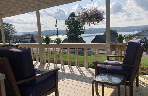 Dundee Cabaña | Lakeview Cottage Has it All!