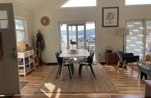 Dundee Cabaña | Lakeview Cottage Has it All!
