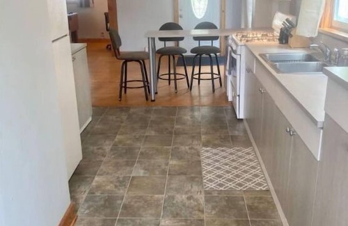 Rotterdam Junction Casa | Lakeview Cottage