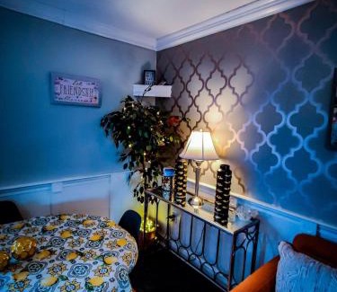 Gilford Apartamento | Lakeview Escape, Pool, Fast Wi-Fi & Free Parking