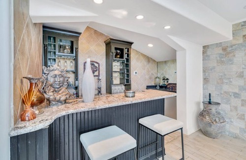 Lake Shore - Lake Vista Casa | Lakeview Gem: 3BR, 2.5BA Home. Private Pool, Marina and Lakefront Views - Perfect for Families