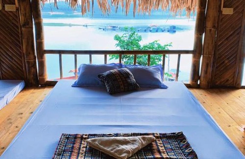 Ngoi Tu Casa | Lakeview Homestay Vu Linh