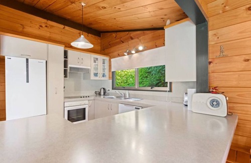 Kinloch Casa | Lakeview in Kinloch Taupo