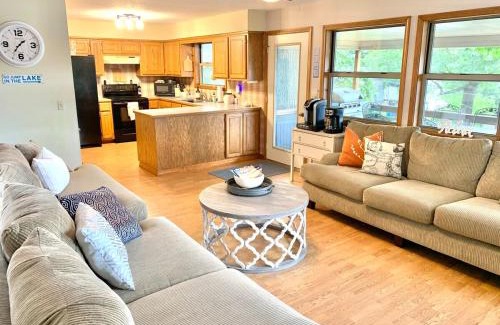 Shell Knob Casa | Lakeview Landing! 2 min walk to lake, boat parking